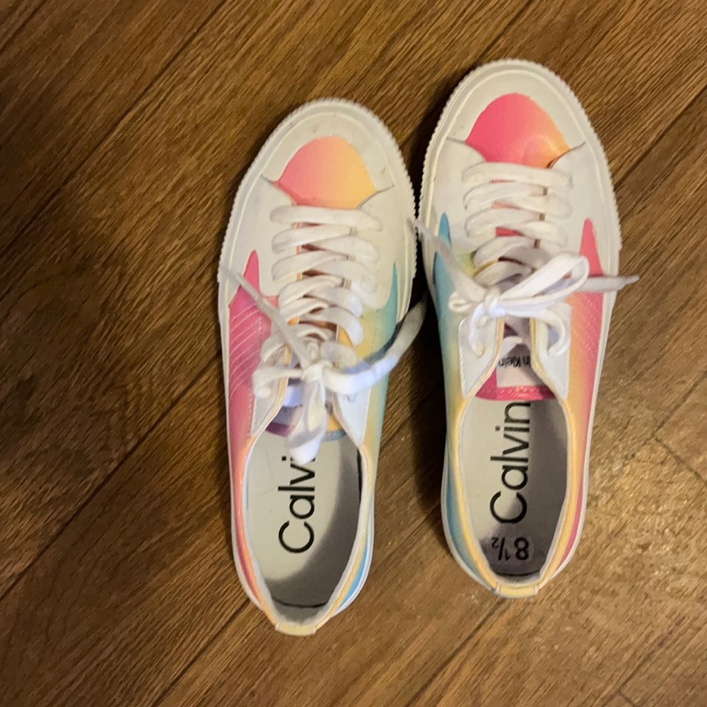 Calvin Klein tennis shoes sz 8.5